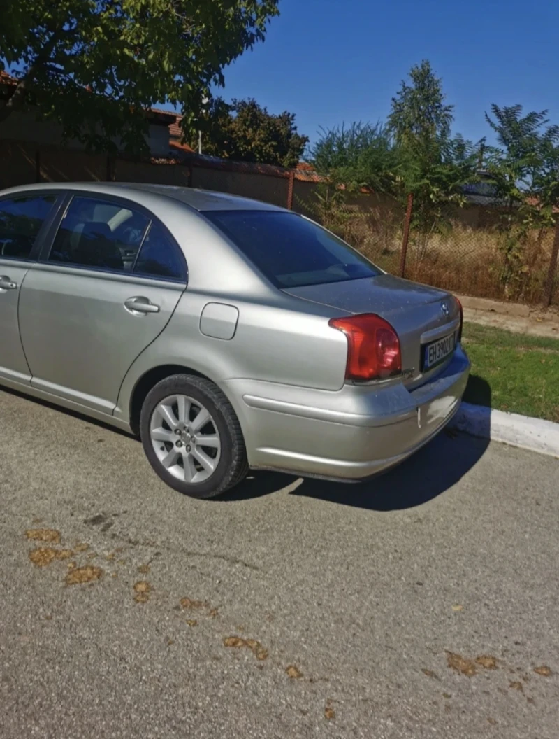 Toyota Avensis 2.0 116HP, снимка 5 - Автомобили и джипове - 48291357