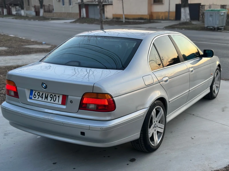 BMW 530 3.0D Facelift, снимка 2 - Автомобили и джипове - 48696478