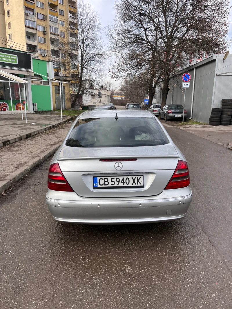 Mercedes-Benz E 320, снимка 1 - Автомобили и джипове - 48798894