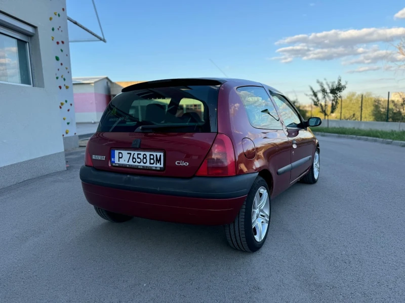 Renault Clio, снимка 5 - Автомобили и джипове - 49516949