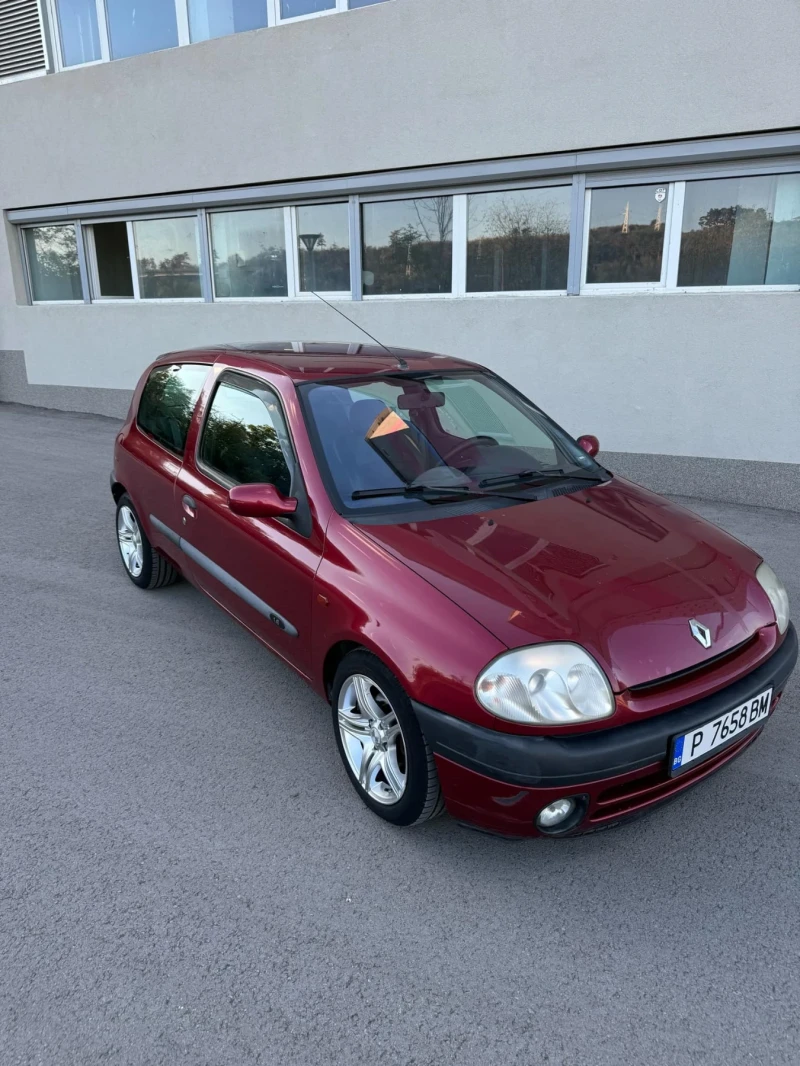 Renault Clio, снимка 6 - Автомобили и джипове - 49516949