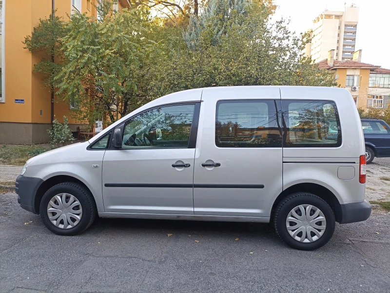 VW Caddy, снимка 2 - Автомобили и джипове - 49557718