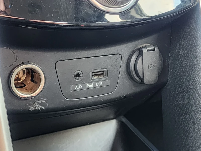 Hyundai I30 1.6 CRDI, снимка 12 - Автомобили и джипове - 52016653