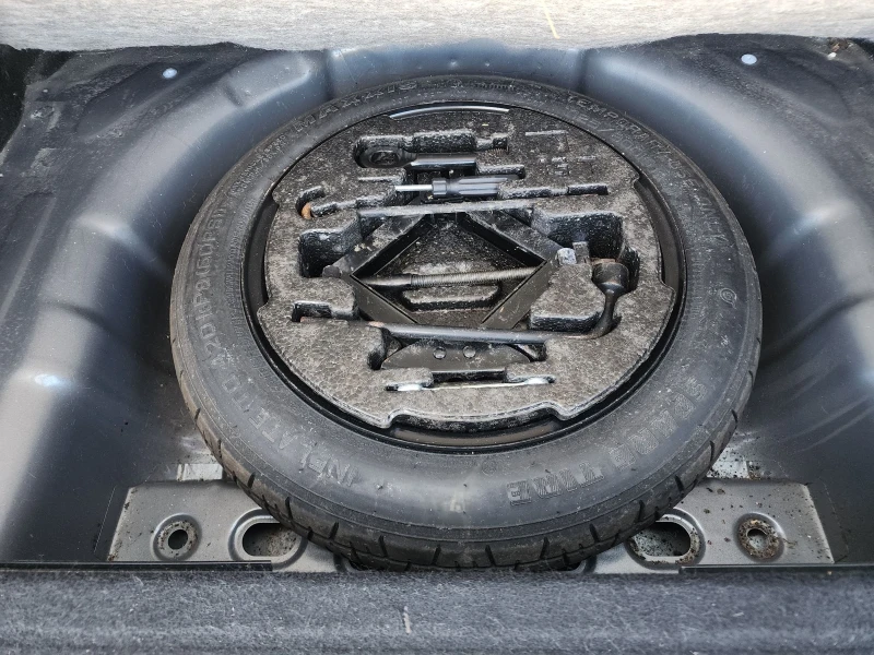 Hyundai I30 1.6 CRDI, снимка 15 - Автомобили и джипове - 52016653