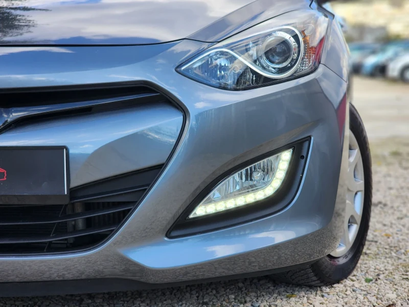 Hyundai I30 1.6 CRDI, снимка 5 - Автомобили и джипове - 52016653