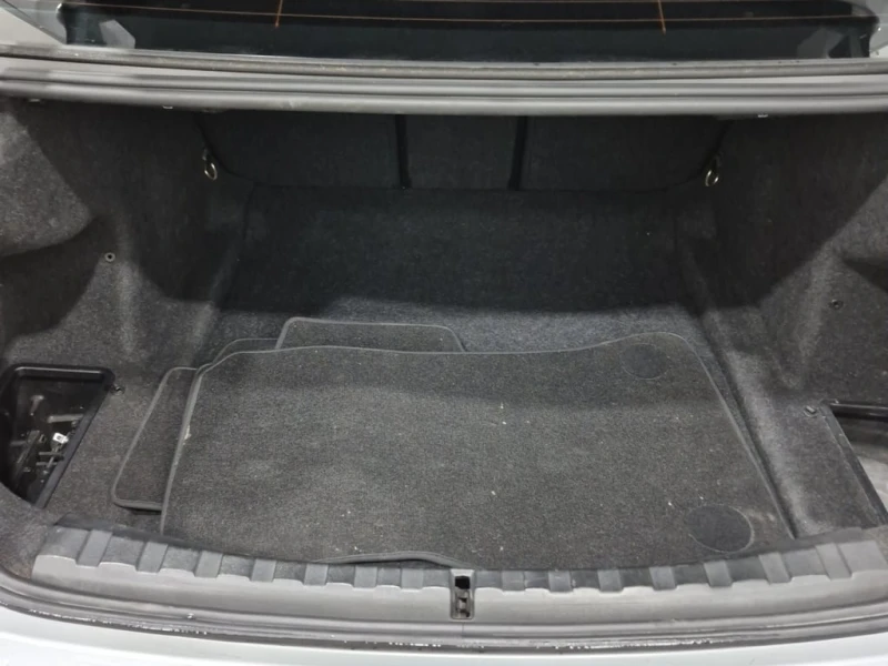 BMW 330 * 330I XDRIVE * CARFAX * , снимка 16 - Автомобили и джипове - 53027393