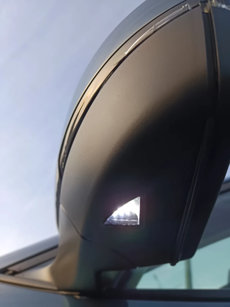 Skoda Superb, снимка 9 - Автомобили и джипове - 53060378