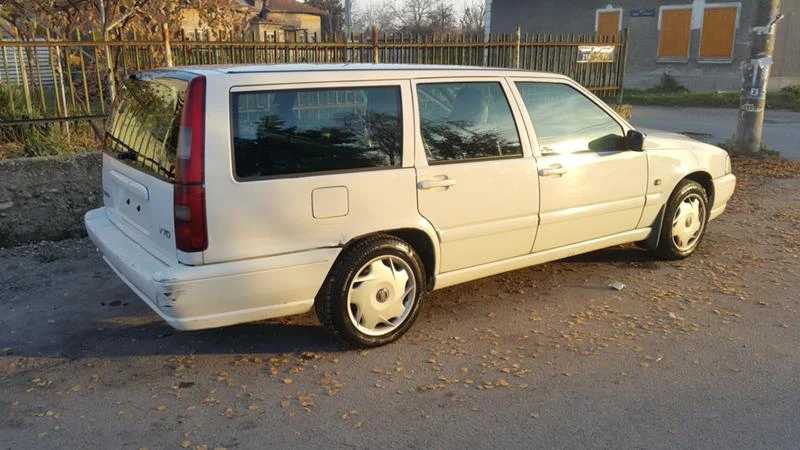 Volvo V70 2.5 tdi , снимка 4 - Автомобили и джипове - 15011103