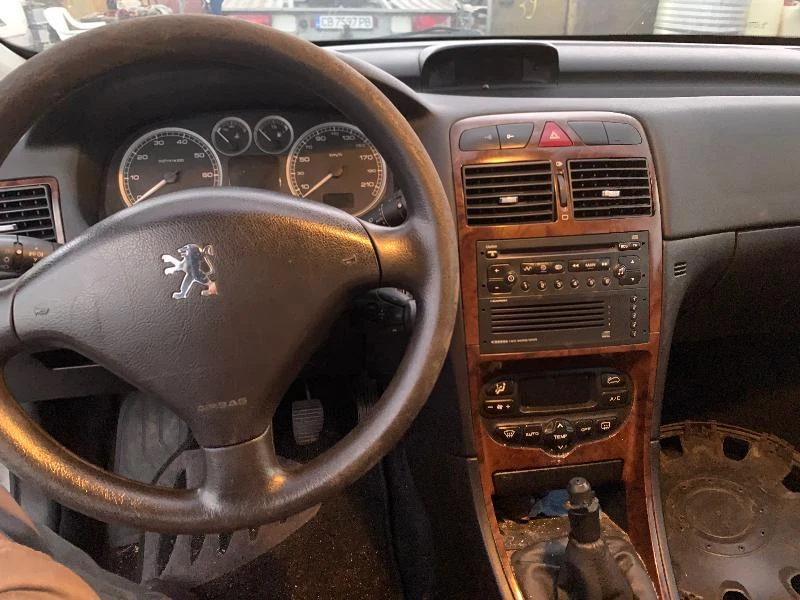 Peugeot 307 2.0i,136кс.,RFN, снимка 8 - Автомобили и джипове - 27407064