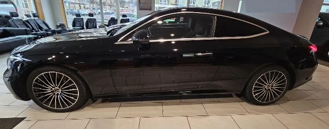 Mercedes-Benz CLE 200 Coupe AMG Line, снимка 3 - Автомобили и джипове - 54477461