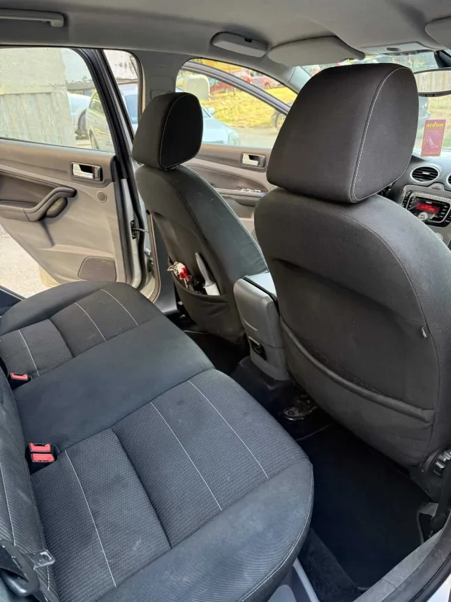 Ford Focus 1.6 TCI, снимка 14 - Автомобили и джипове - 55430418