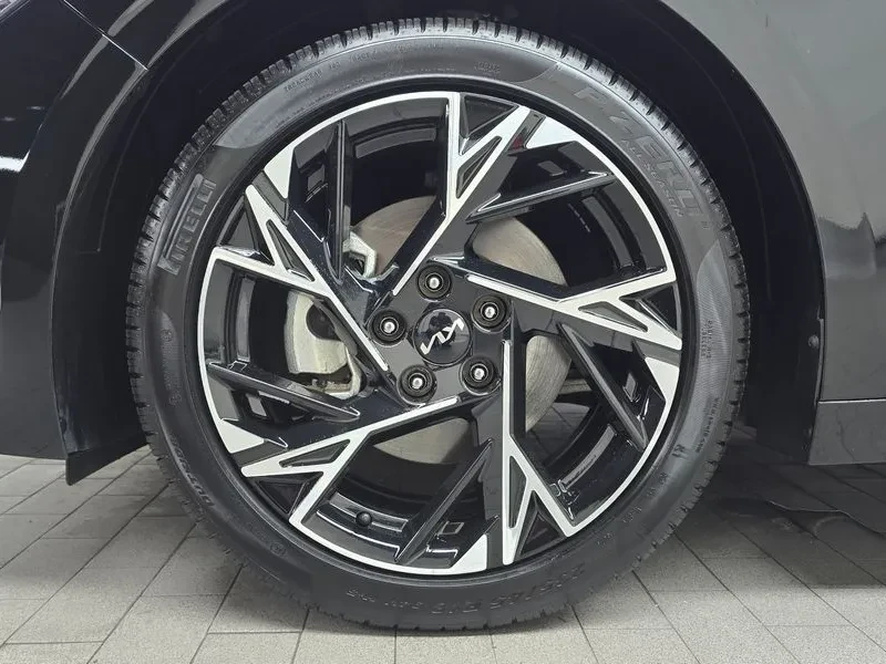 Kia K5 2.0 Prestige, снимка 5 - Автомобили и джипове - 55886286