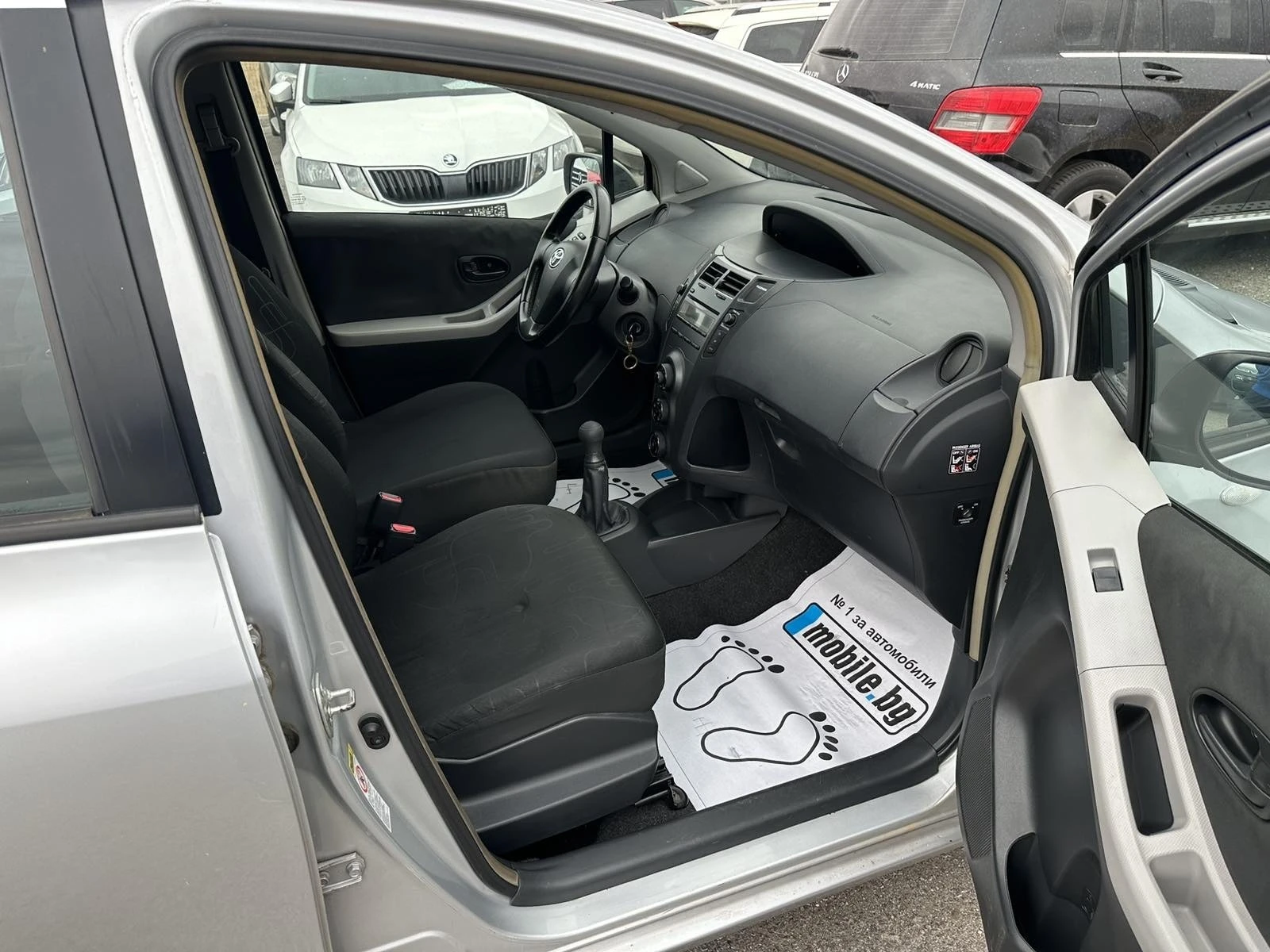 Toyota Yaris / | Mobile.bg   13