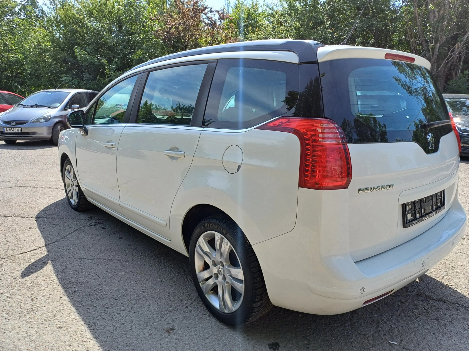 Peugeot 5008 1.6 HDI 7 места - изображение 7