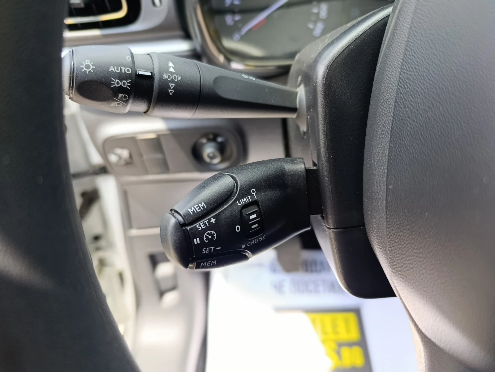 Citroen C3 1.2 PureTech 83 Shine+  - изображение 9