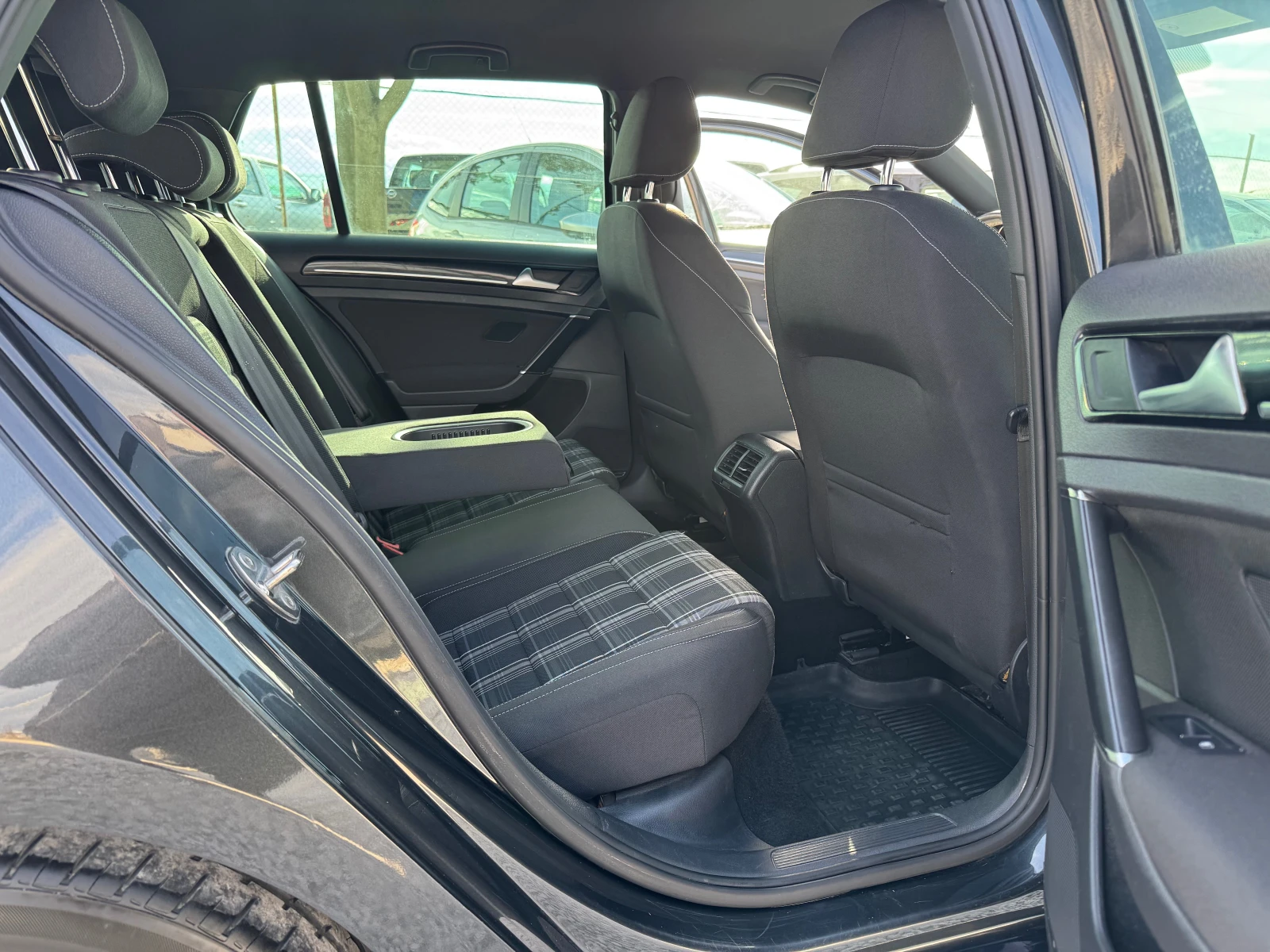 VW Golf 2.0GTD-FULL PACK | Mobile.bg � ����������� 12