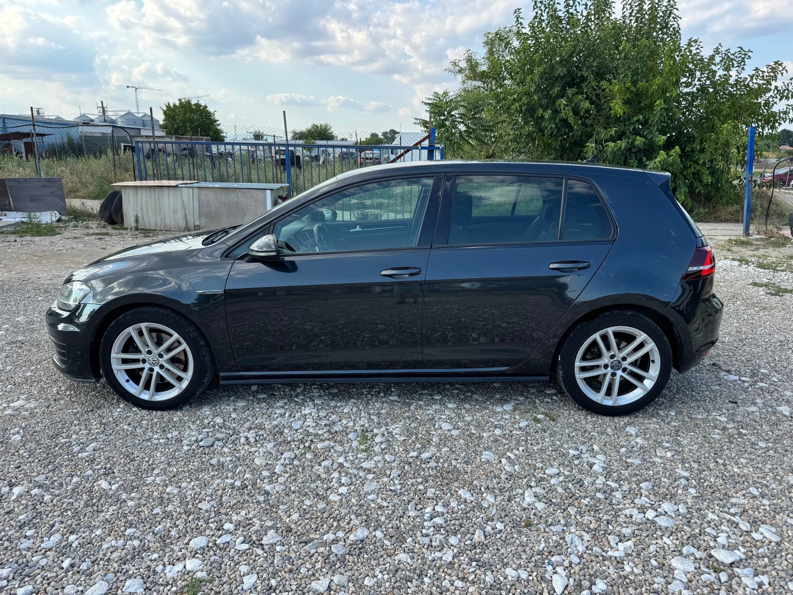 VW Golf 2.0GTD-FULL PACK - изображение 2