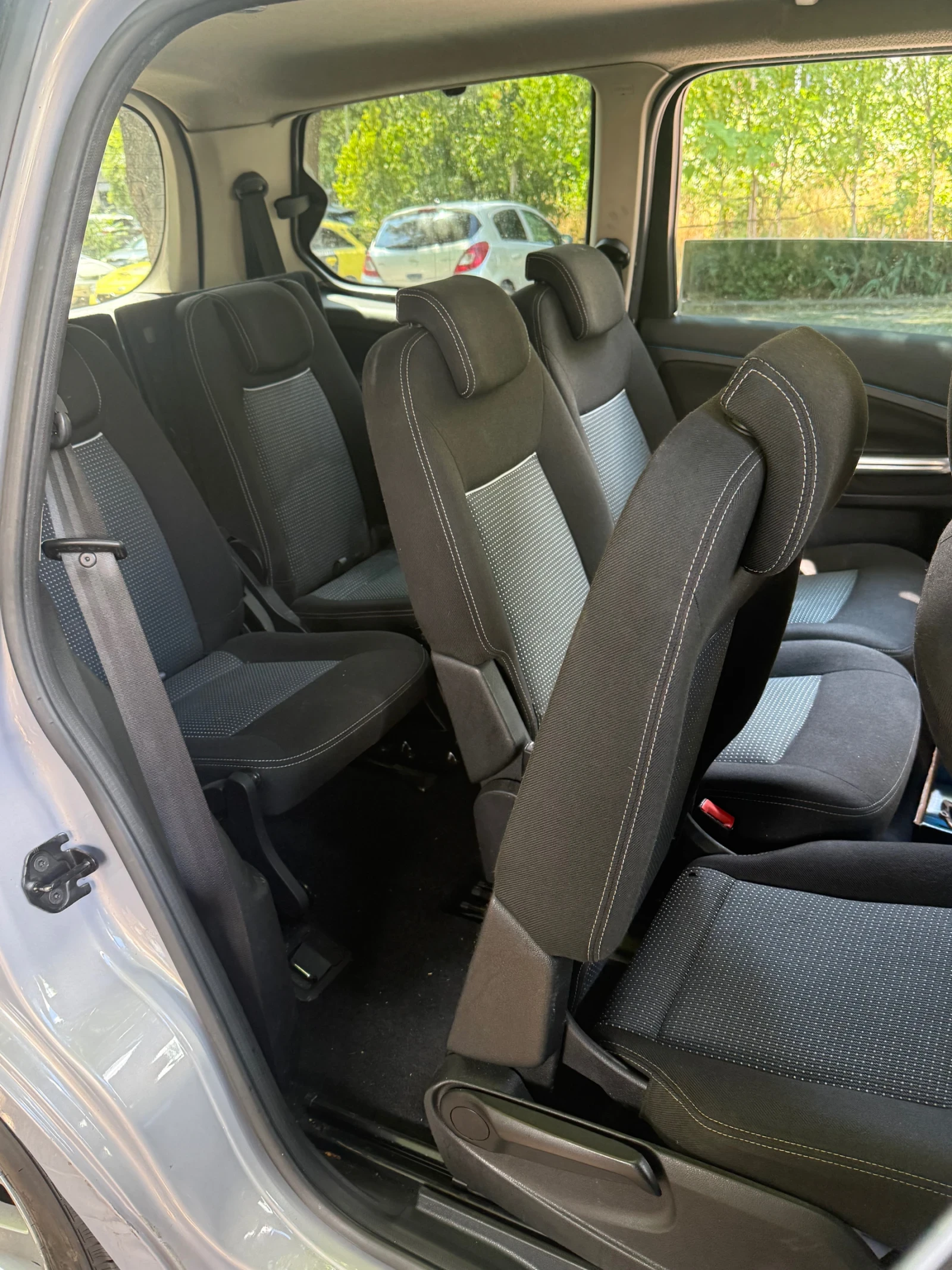 Ford Galaxy 2.0 - изображение 8