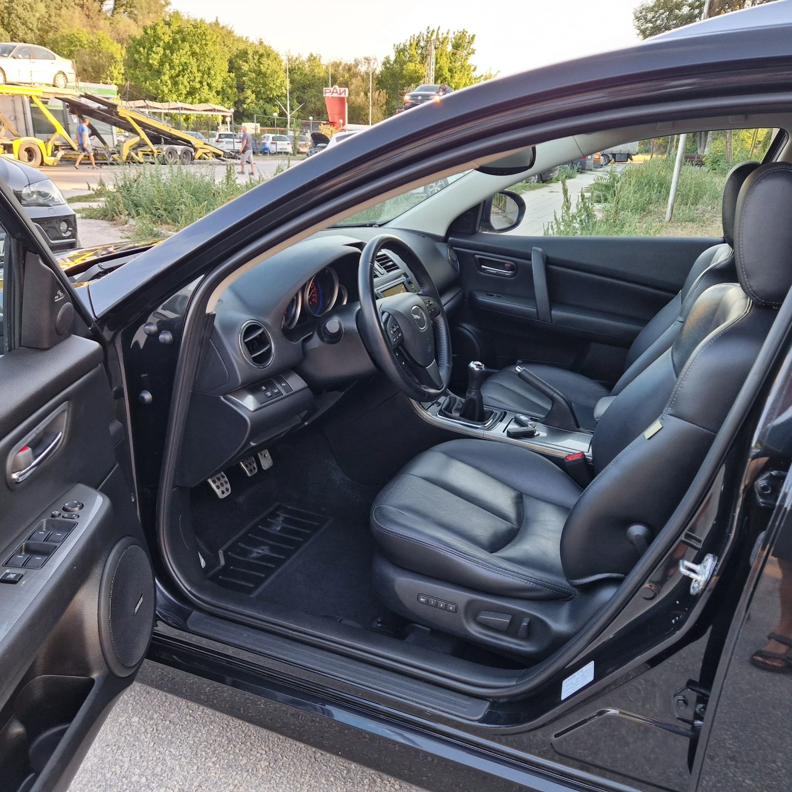 Mazda 6 2.5 НАВИ/КЕЙЛЕС/ВОSE/КОЖА ШВЕЙЦАРИЯ  - изображение 8