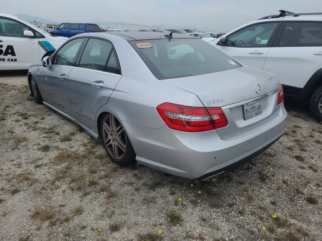 Mercedes-Benz E 500 * 550 * CARFAX * БЕЗ ПЪРВОНАЧАЛНА ВНОСКА - изображение 4