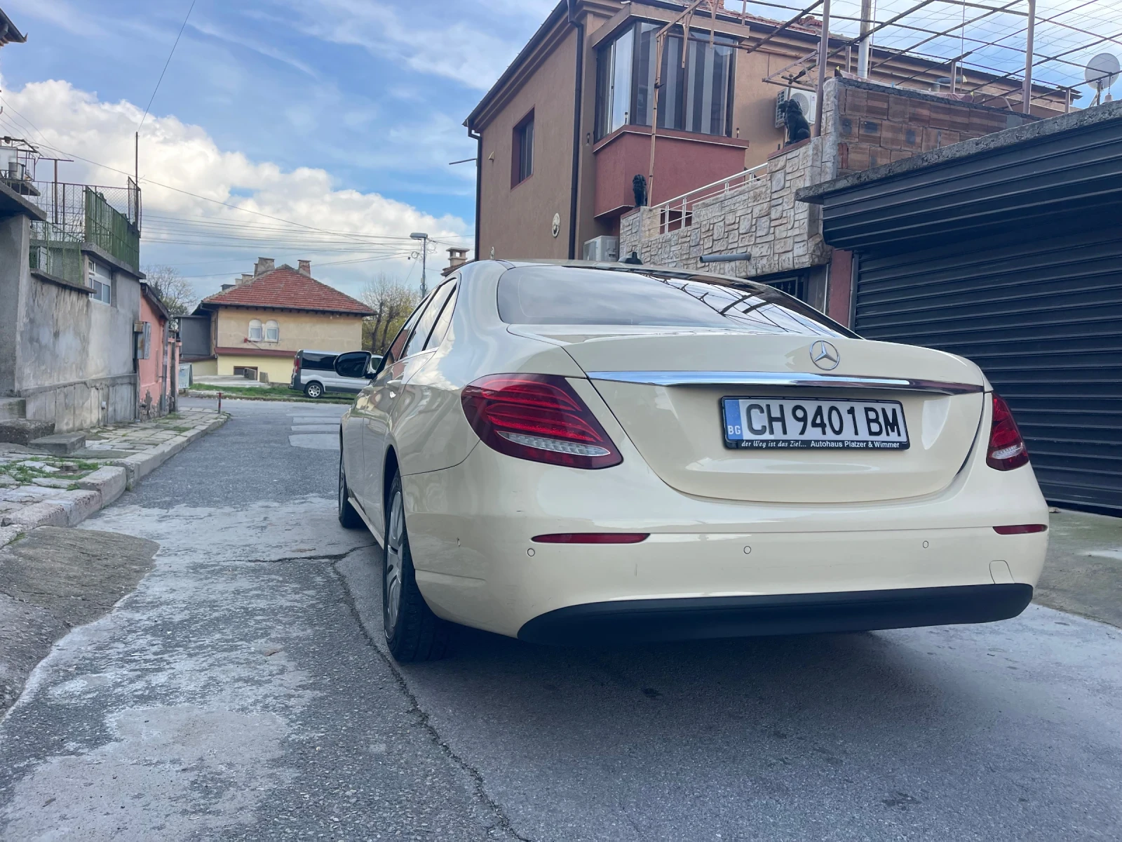 Mercedes-Benz E 200 Mercedes-Benz E200   2019 г.   160 к.с.   9G-Troni - изображение 3