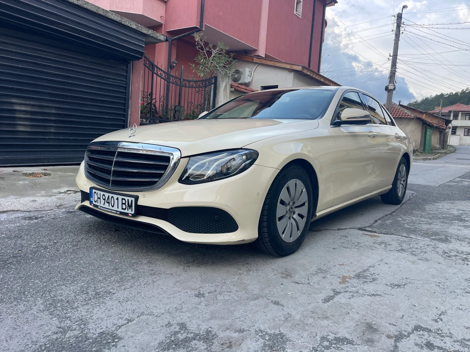 Mercedes-Benz E 200 Mercedes-Benz E200   2019 г.   160 к.с.   9G-Troni - изображение 2