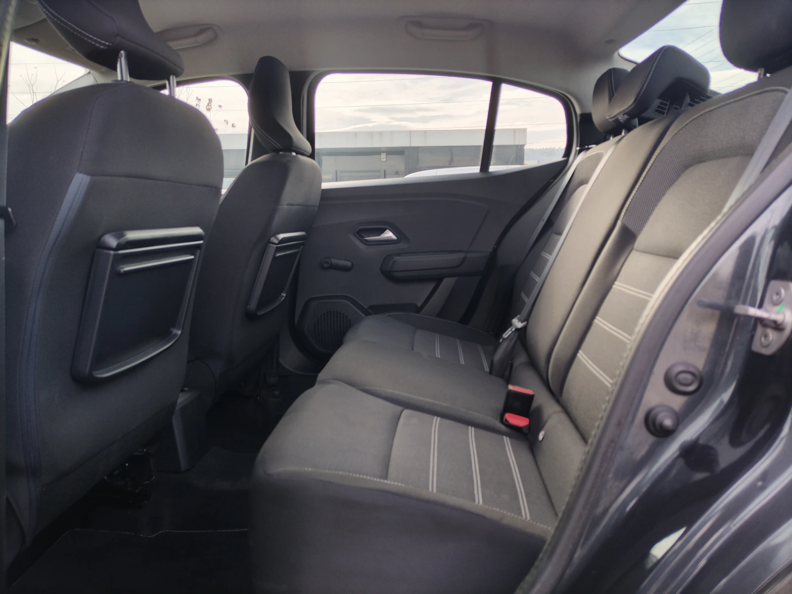 Dacia Logan 1.0TCe 100 .. // 6.  150 00 | Mobile.bg   13