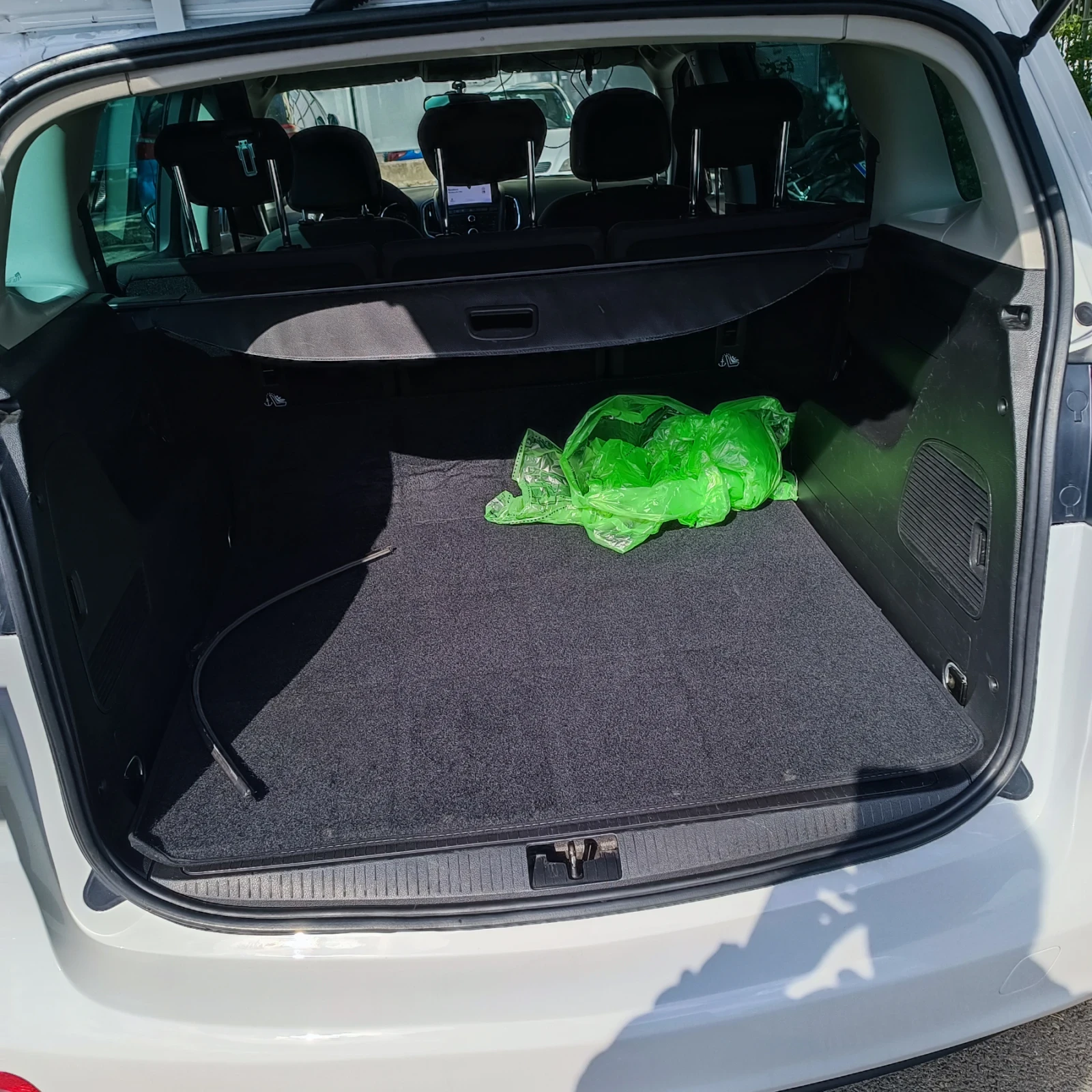 Opel Zafira Туарер газ бензин - изображение 4