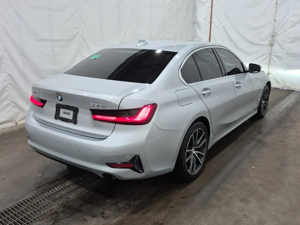 BMW 330 * 330I XDRIVE * CARFAX *  | Mobile.bg � ����������� 3