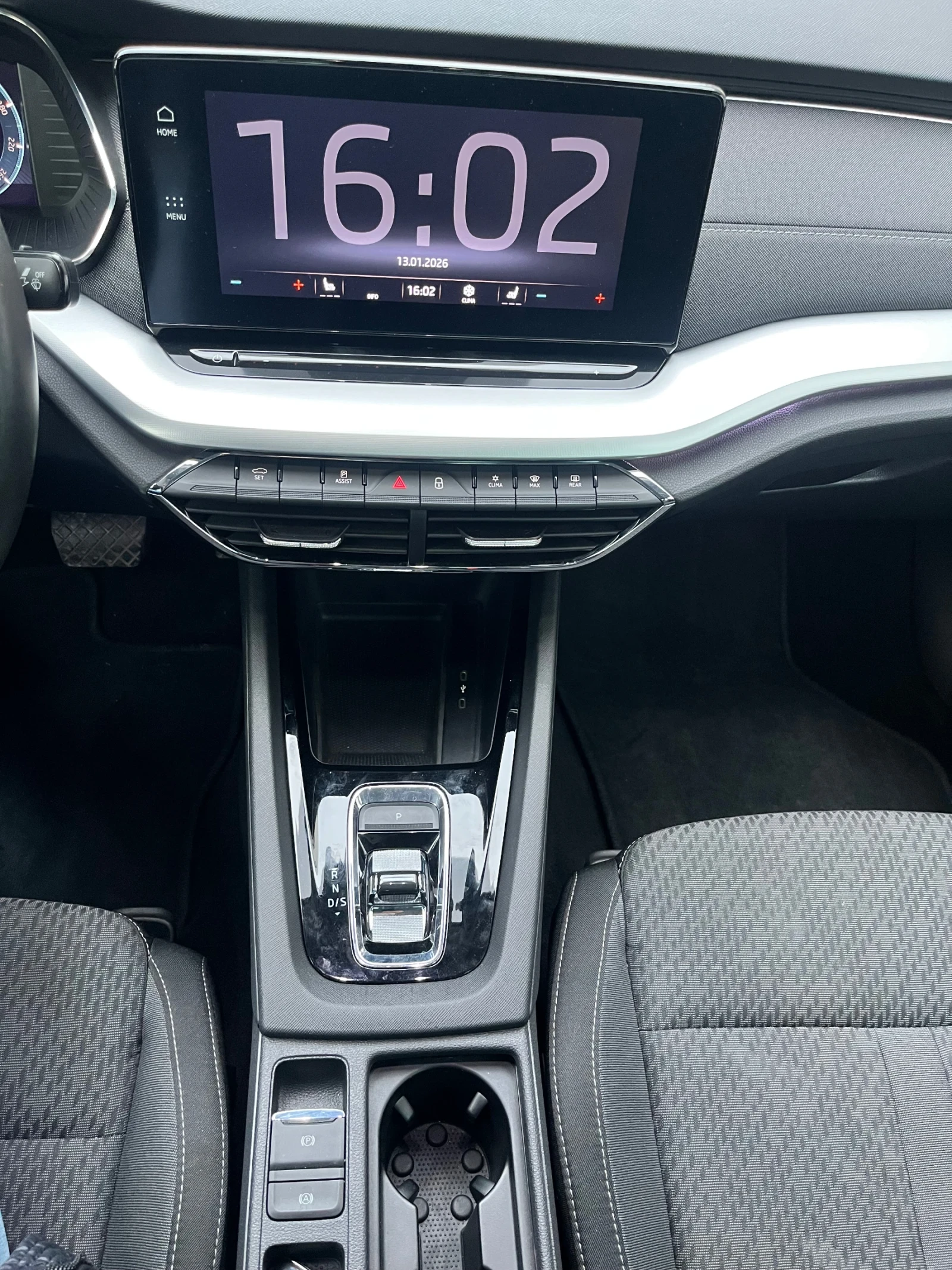 Skoda Octavia 1.5 TSI 7DSG M-HEV - изображение 10