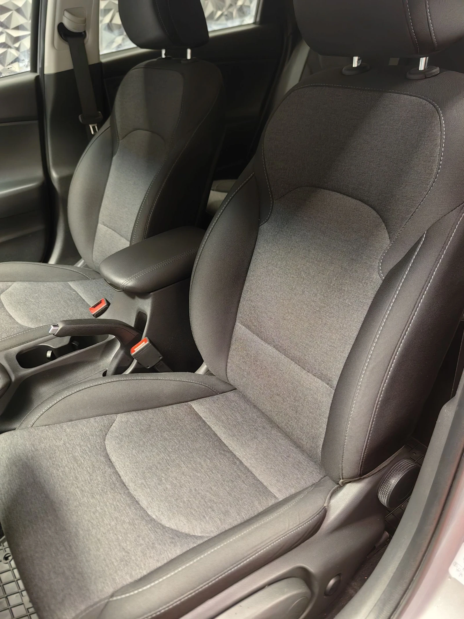 Hyundai I30 1.0T - GDI* CAM* ������� �����/�������/LINE ASSIT* | Mobile.bg � ����������� 12