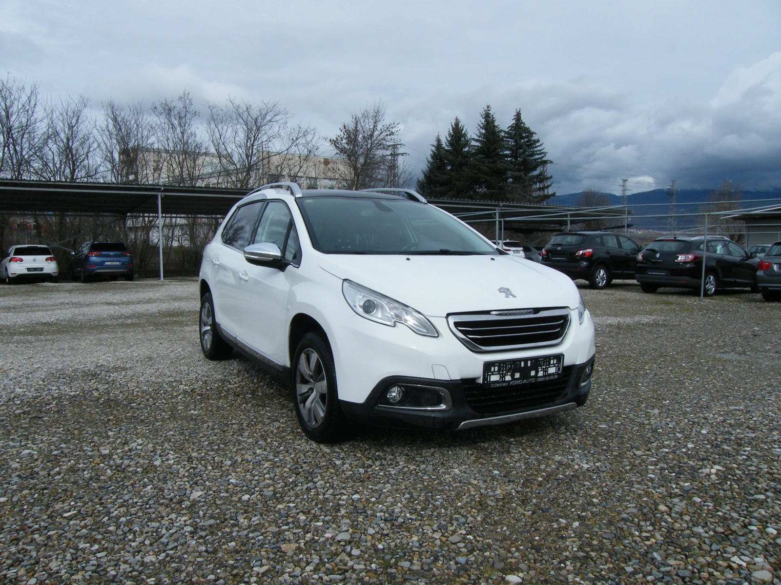 Peugeot 2008 1.2i - изображение 2