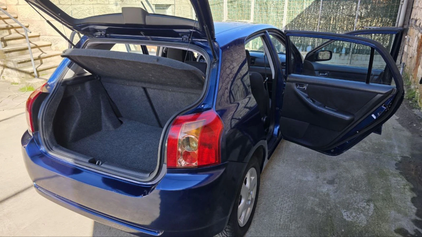 Toyota Corolla, снимка 6 - Автомобили и джипове - 53752497