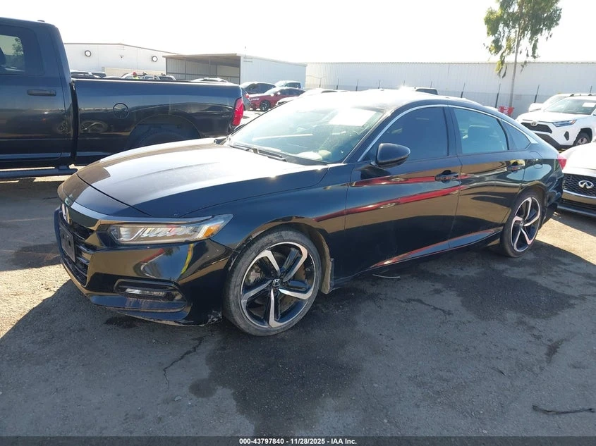 Honda Accord 1.5l Sport, снимка 2 - Автомобили и джипове - 53774085