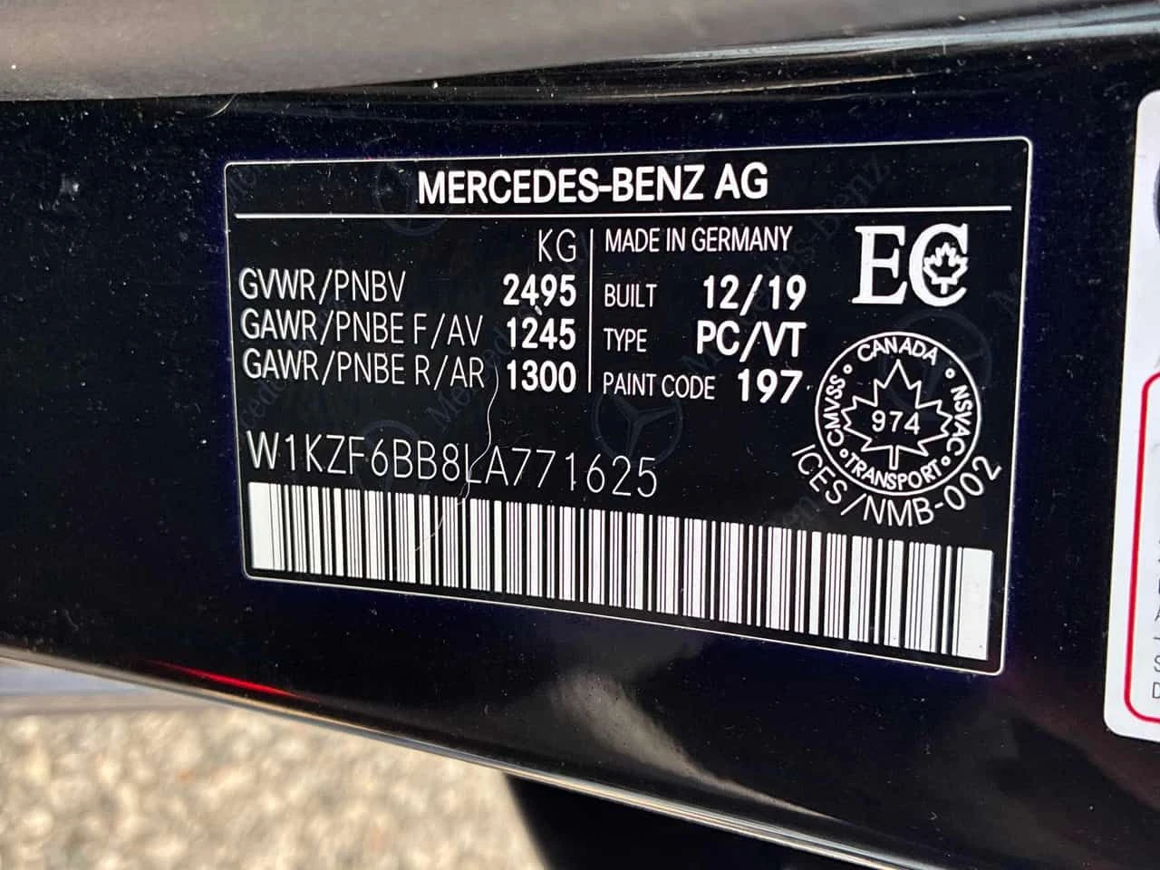 Mercedes-Benz E 53 AMG CARFAX/360/PANO/ОБДУХВАНЕ/BURMESTER, снимка 15 - Автомобили и джипове - 53788470