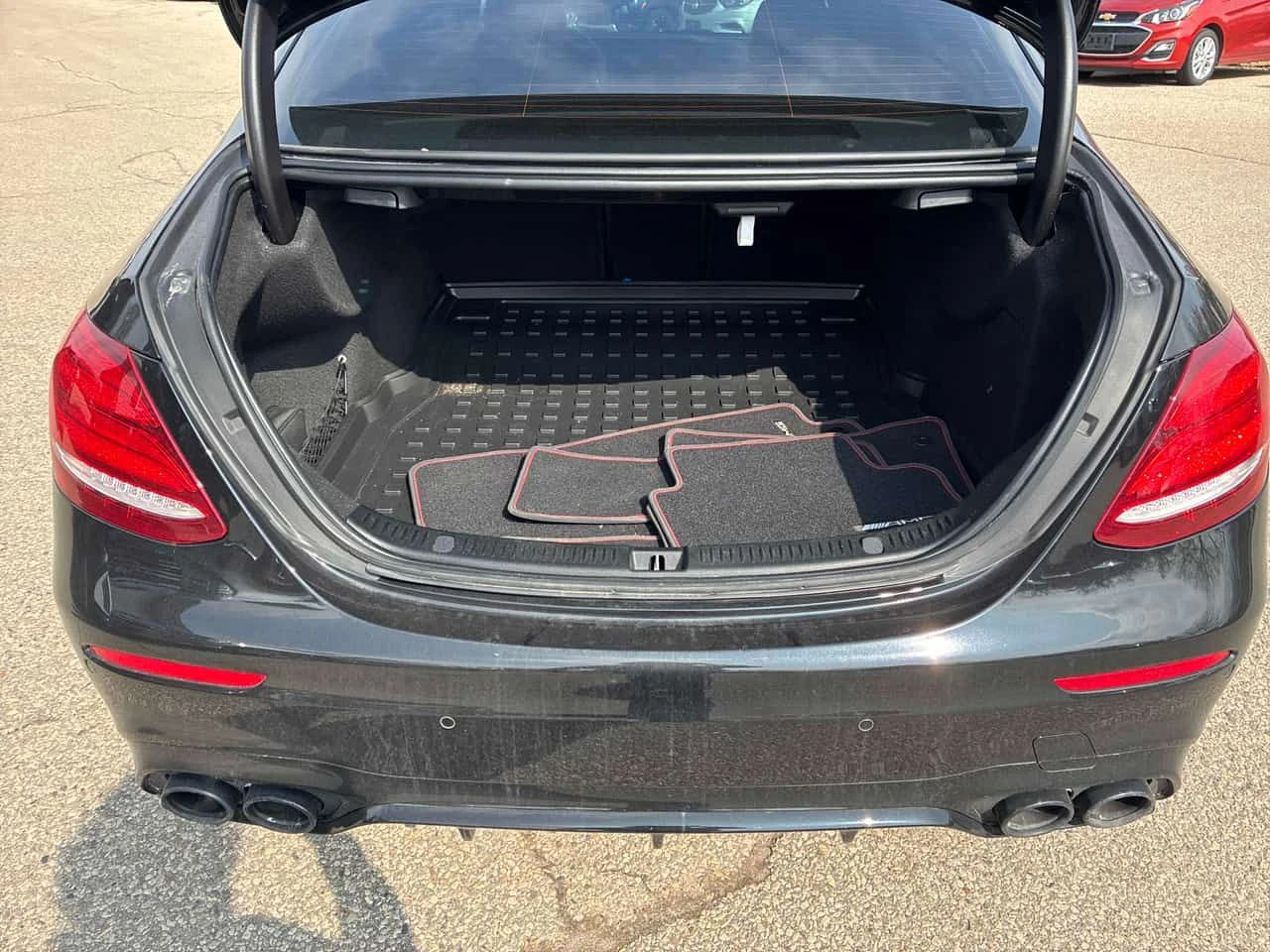 Mercedes-Benz E 53 AMG CARFAX/360/PANO/ОБДУХВАНЕ/BURMESTER, снимка 16 - Автомобили и джипове - 53788470