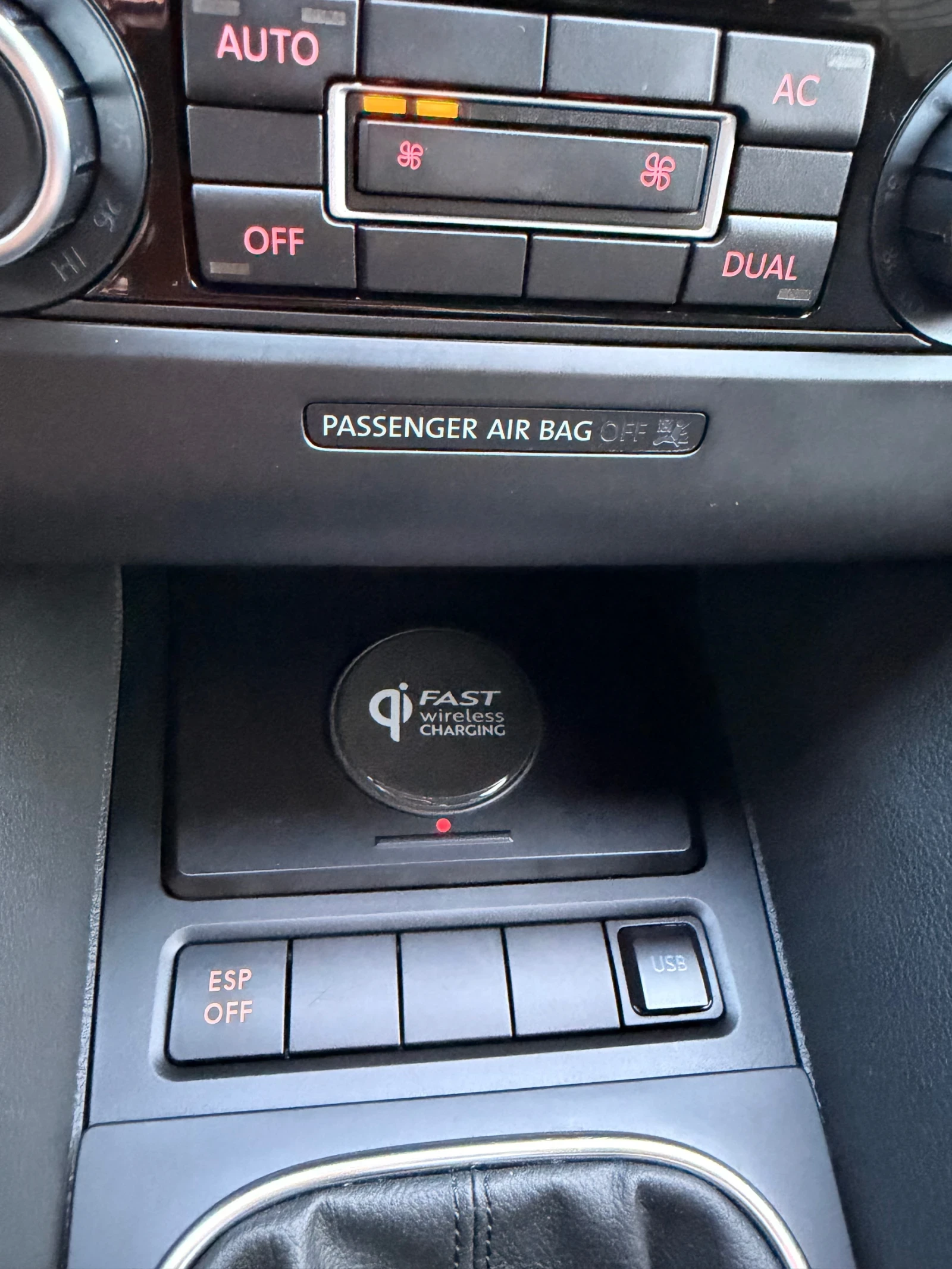 VW Golf 2.0TDI 4-Motion Highline, снимка 10 - Автомобили и джипове - 53967027