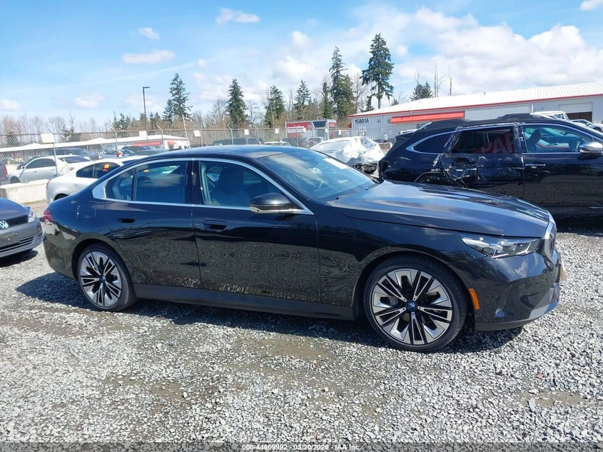 BMW i5 2024 BMW I5 EDRIVE40, снимка 4 - Автомобили и джипове - 54241663