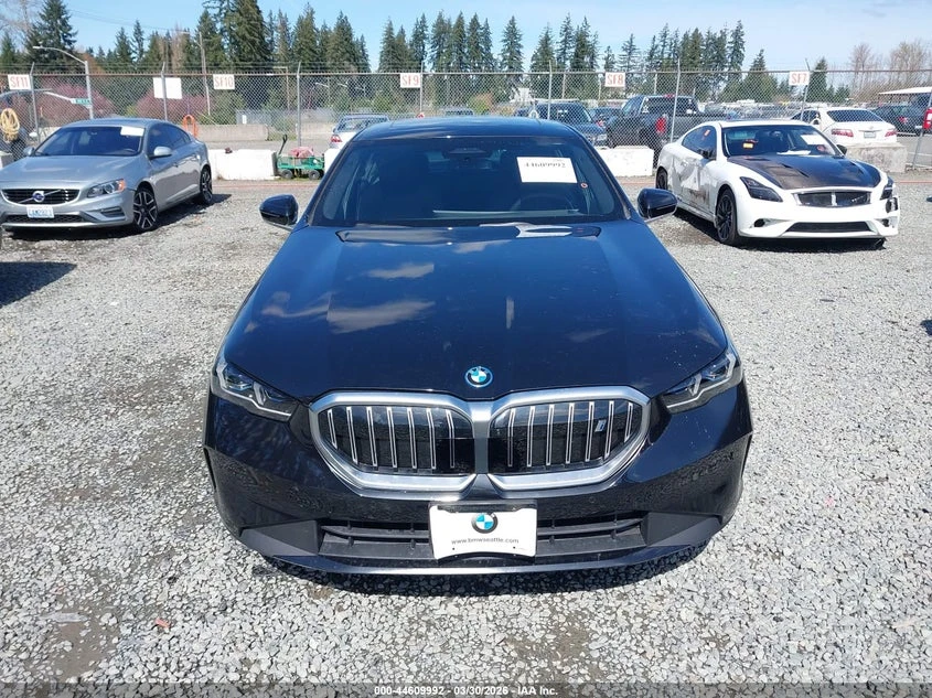 BMW i5 2024 BMW I5 EDRIVE40, снимка 2 - Автомобили и джипове - 54241663