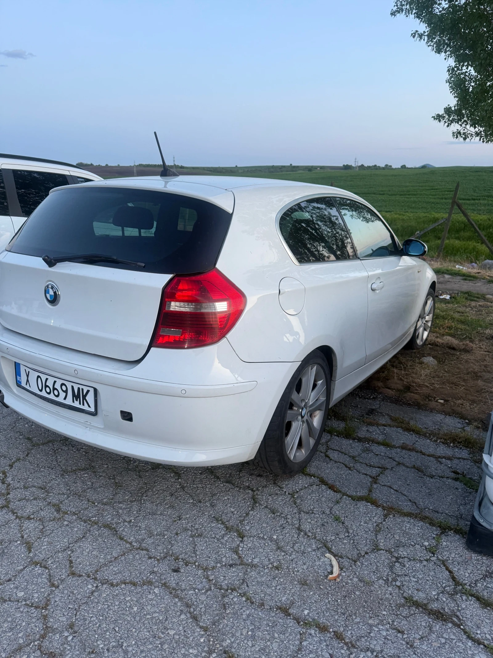 BMW 116, снимка 5 - Автомобили и джипове - 54430290