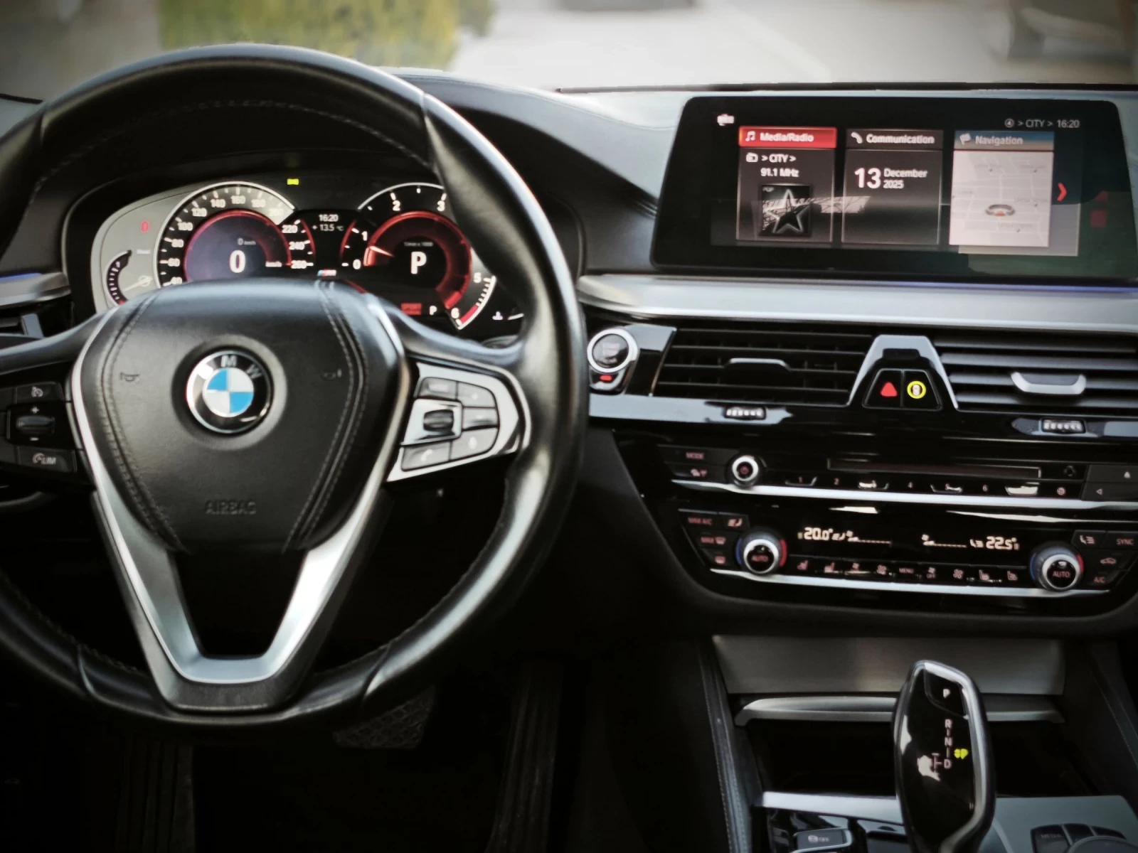 BMW 530 M Performance , снимка 10 - Автомобили и джипове - 54725242