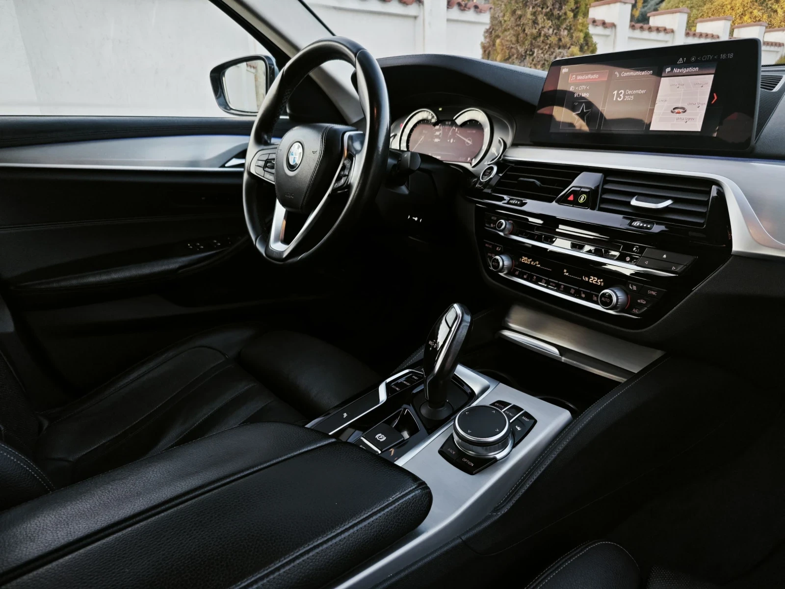 BMW 530 M Performance , снимка 9 - Автомобили и джипове - 54725242