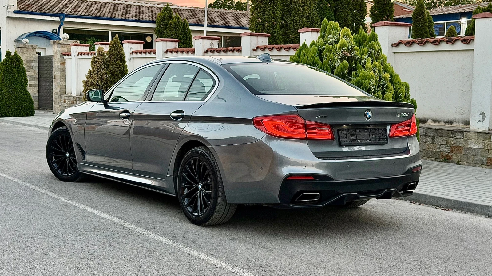 BMW 530 M Performance/Бартер/Лизинг, снимка 7 - Автомобили и джипове - 55567949