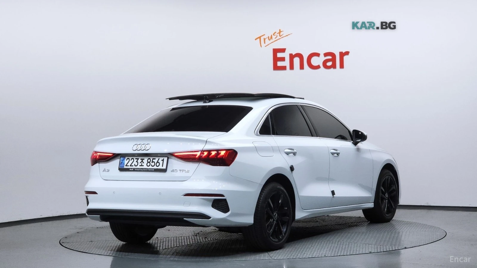 Audi A3 40TFSI* MATRIX* КАМЕРИ* ШИБИДАХ* ПОДГРЕВ* , снимка 3 - Автомобили и джипове - 54782453