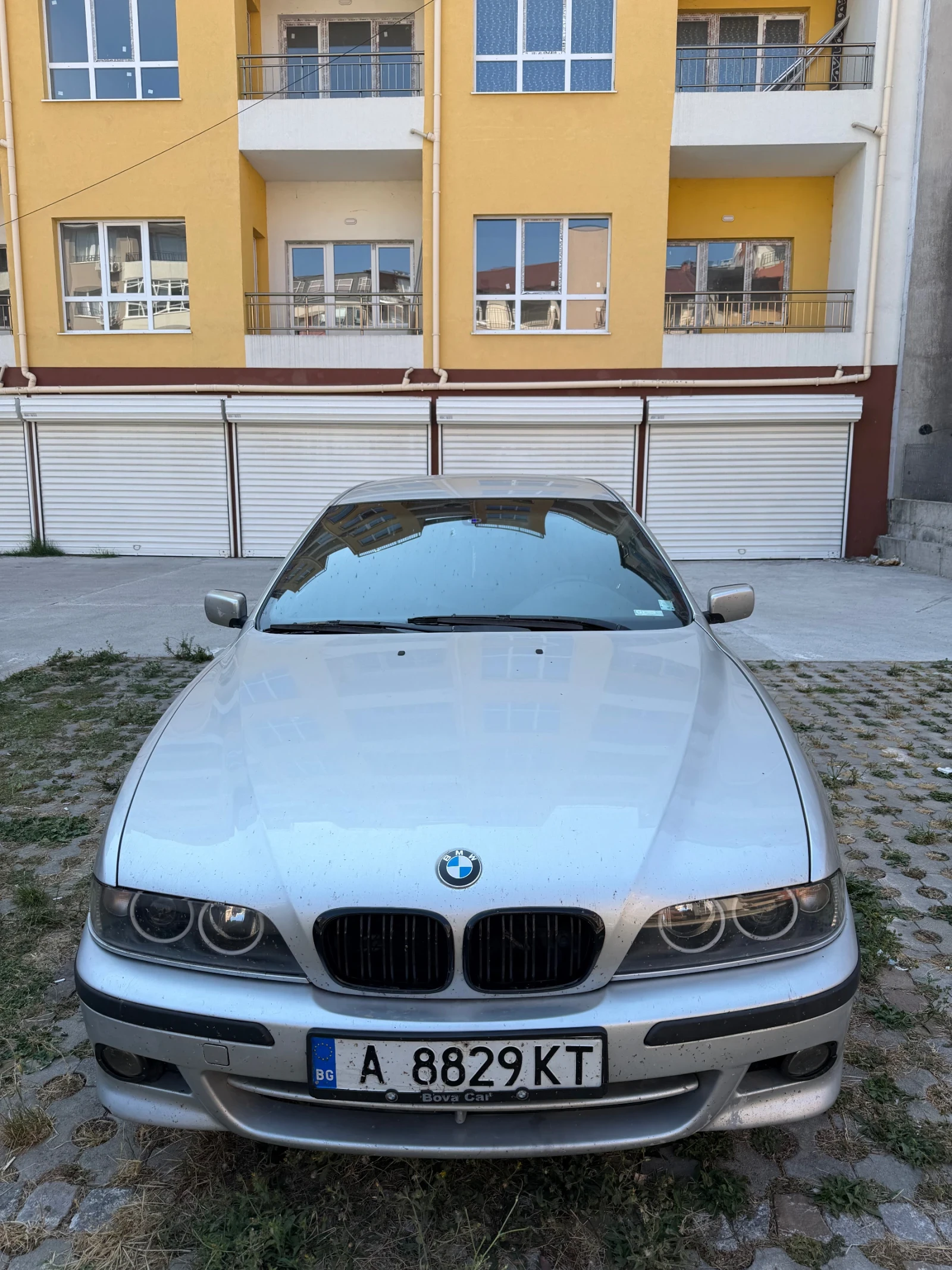 BMW 528