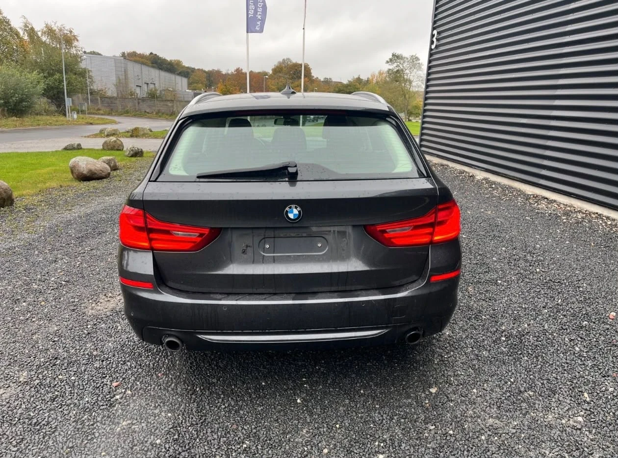 BMW 530 Sportline, снимка 6 - Автомобили и джипове - 55810180