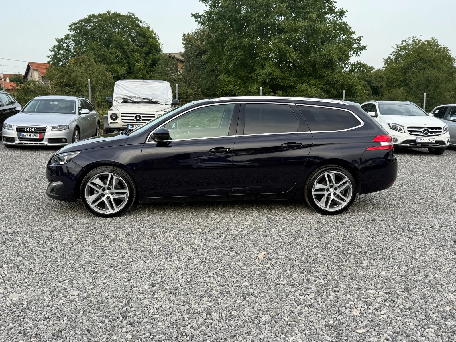 Peugeot 308 1.6 HDi Automatic/Full Led/Navi/Camera/Keyless/EU6, снимка 4 - Автомобили и джипове - 55869736