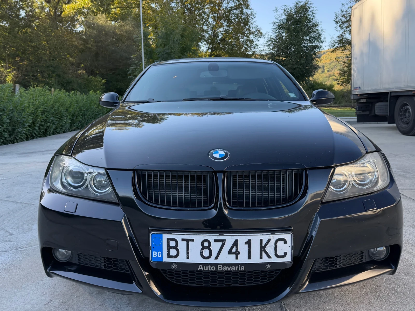 BMW 330 Е91, снимка 14 - Автомобили и джипове - 56353909