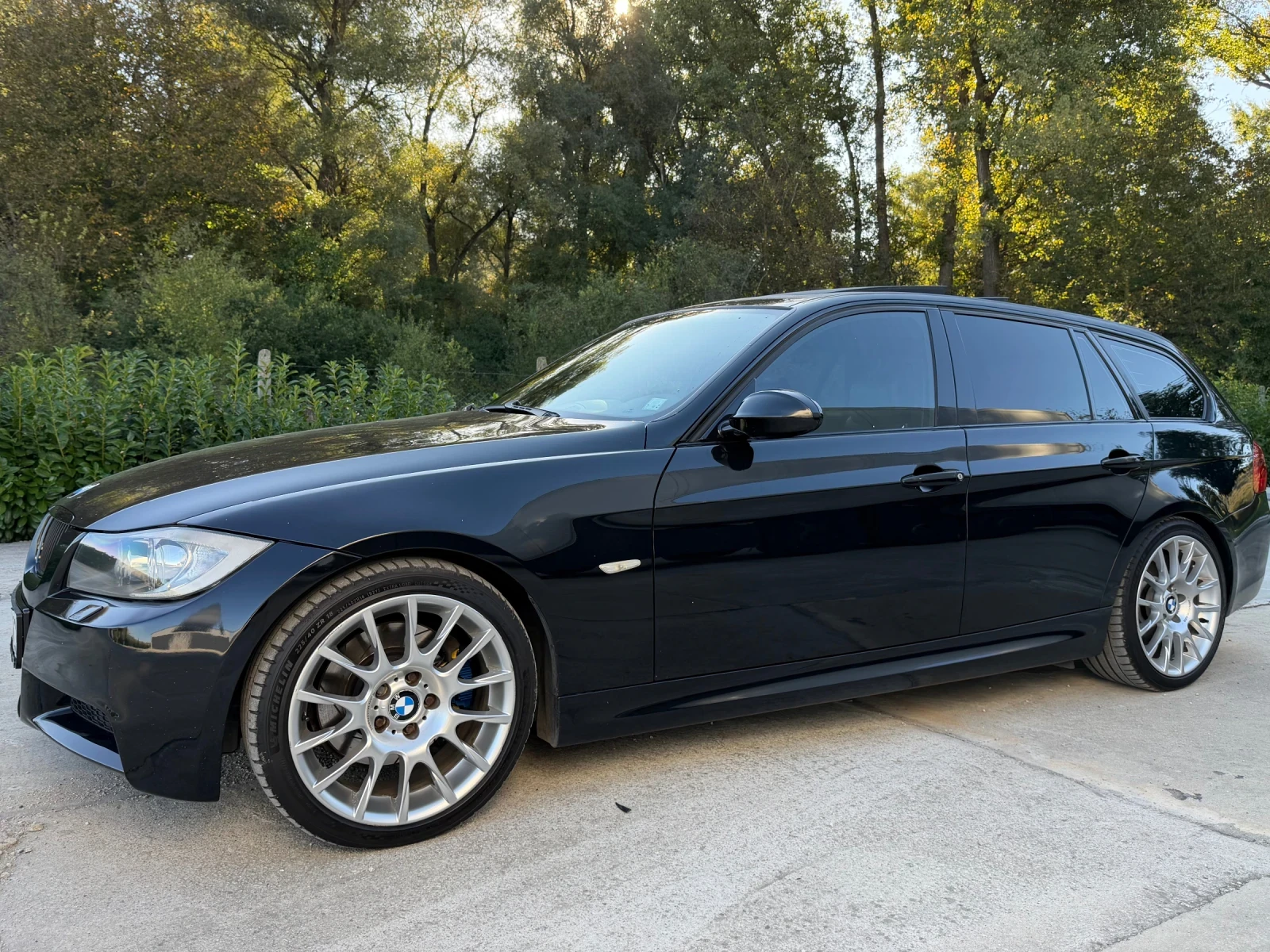 BMW 330 Е91, снимка 2 - Автомобили и джипове - 56353909