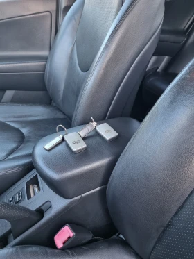 Toyota Rav4 2.2 D Kat, снимка 12